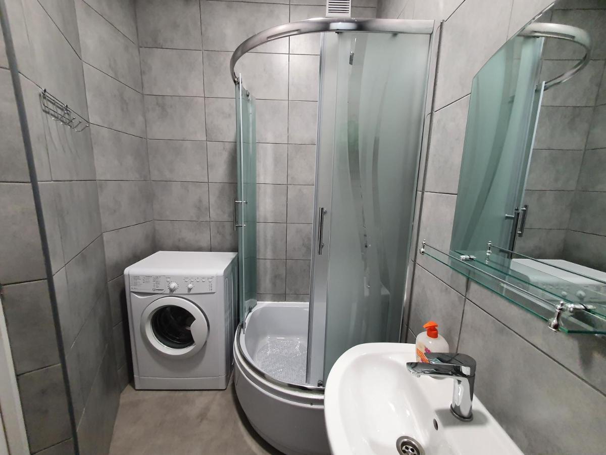 Park & Pedestrian Zone Apartment For4 Chişinău Extérieur photo
