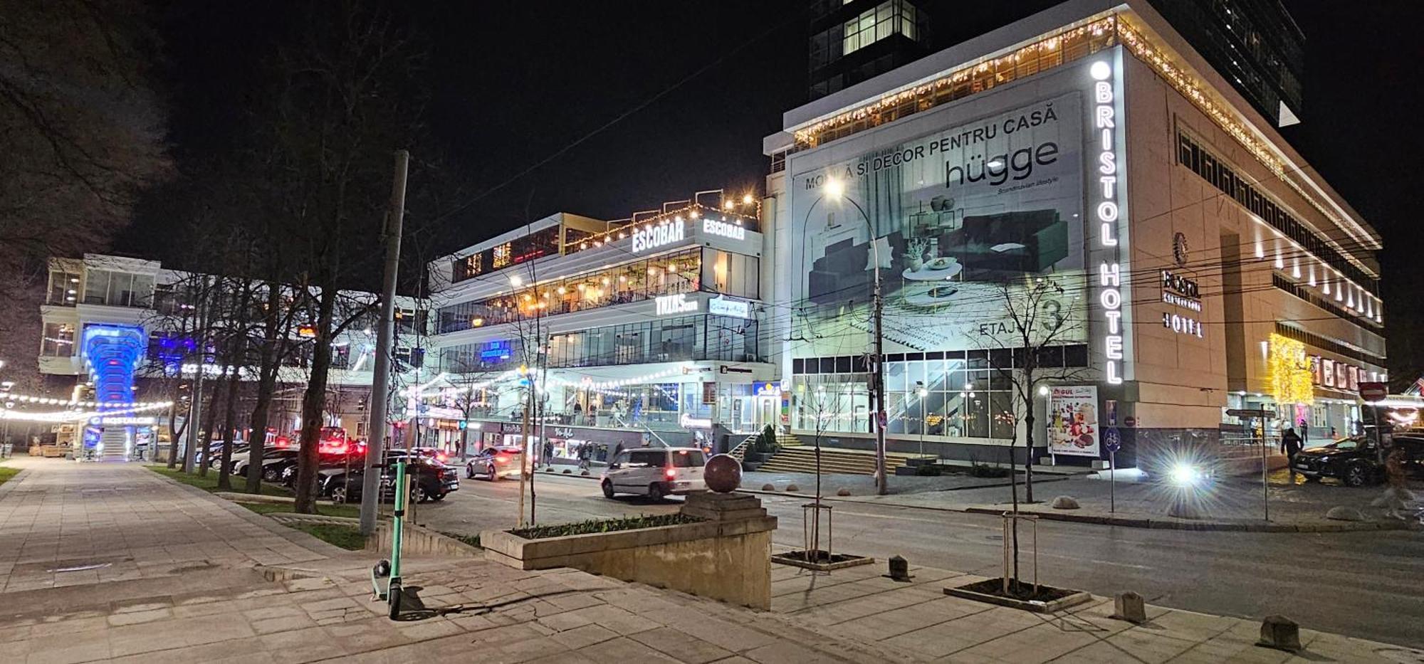 Park & Pedestrian Zone Apartment For4 Chişinău Extérieur photo